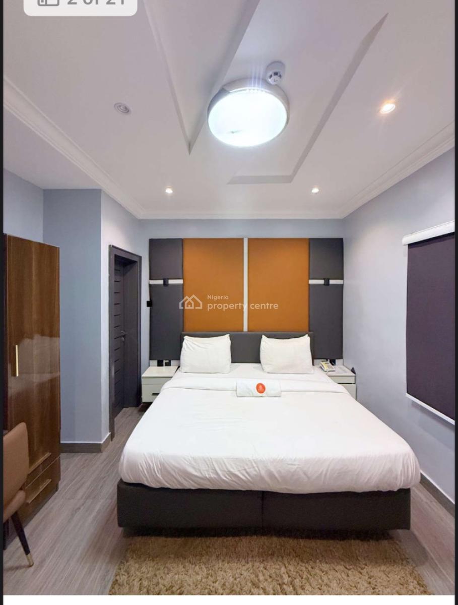Exclusive 4-bedroom House  with Top Amenities, Ikate, Lekki, Lagos, Detached Bungalow Short Let