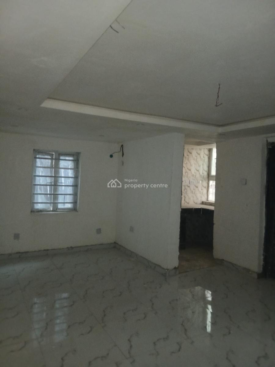 Lovely Fine 2 Bedroom, Yaba, Lagos, Flat / Apartment for Rent