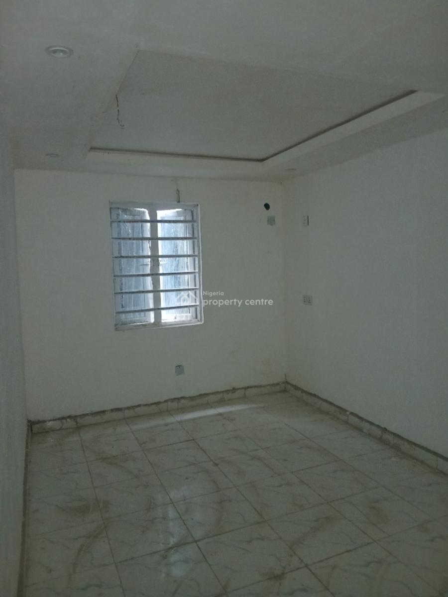 Lovely Fine 2 Bedroom, Yaba, Lagos, Flat / Apartment for Rent