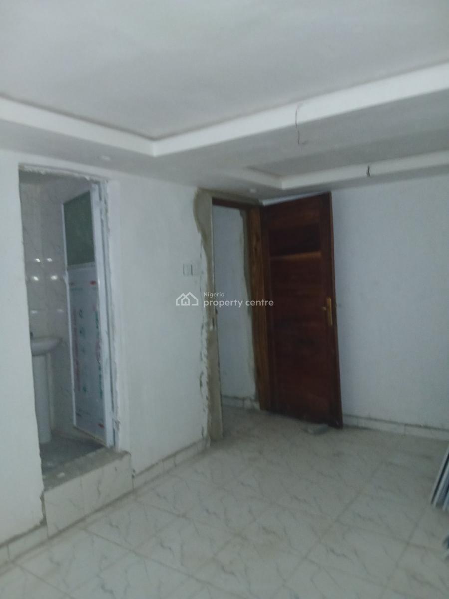 Lovely Fine 2 Bedroom, Yaba, Lagos, Flat / Apartment for Rent