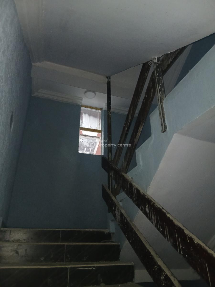 Lovely Fine 2 Bedroom, Yaba, Lagos, Flat / Apartment for Rent