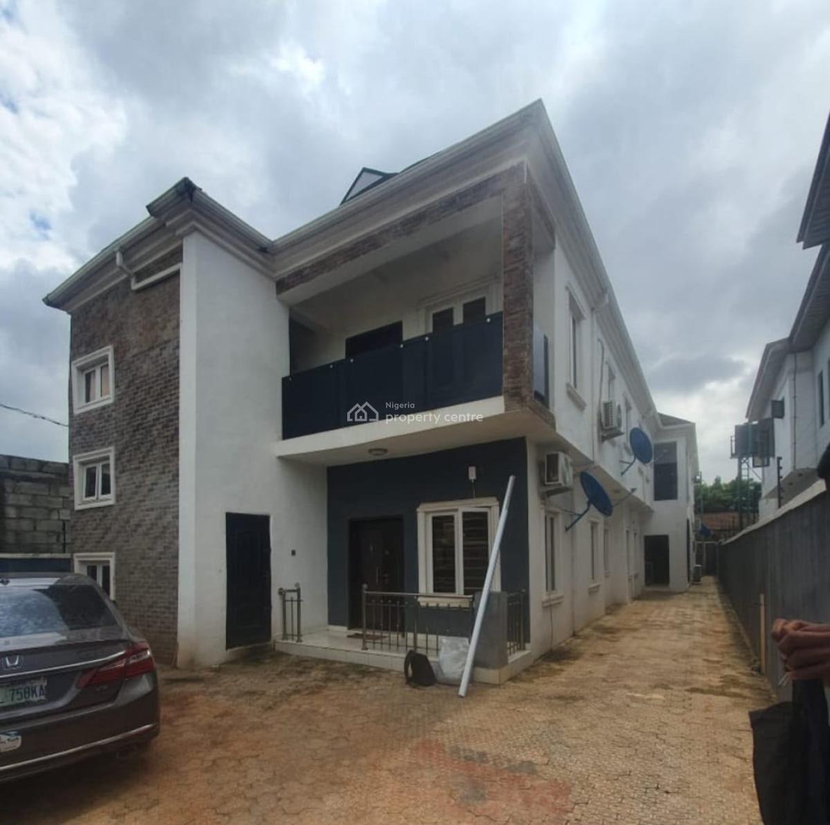 Modern 4 Units of 2 Bedroom on 500sqm, Adenuga, New Bodija, Ibadan, Oyo, Block of Flats for Sale