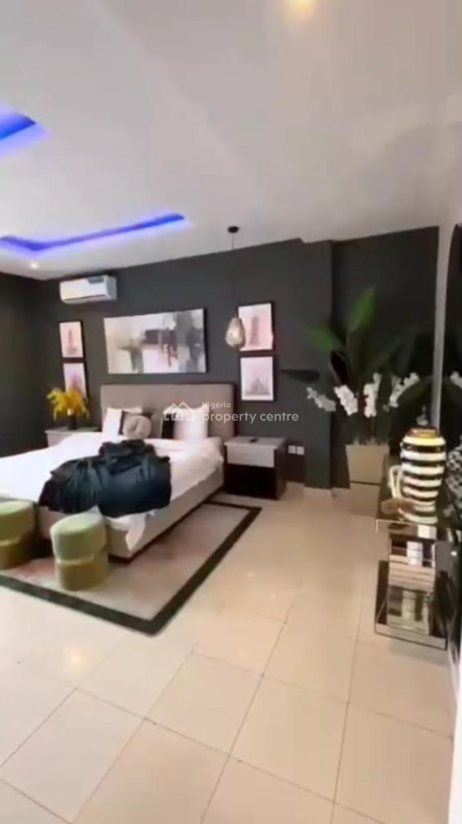 Alexia Beautiful 2 Bedroom with a Swimming Pool, a Gym and 4 Balconies, Lekki Phase 1, Lekki, Lagos, Flat / Apartment Short Let