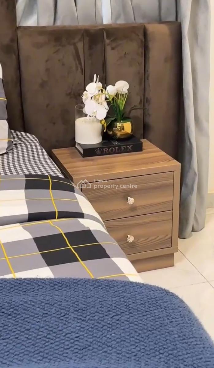 Smart Luxury Two Bedroom Apartment with   Swimming Pool and  Ps5, Lekki Phase 1, Lekki, Lagos, Flat / Apartment Short Let
