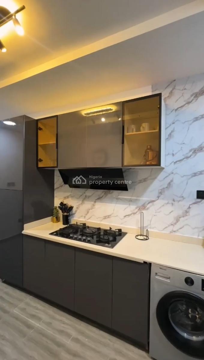 Smart Luxury Two Bedroom Apartment with   Swimming Pool and  Ps5, Lekki Phase 1, Lekki, Lagos, Flat / Apartment Short Let