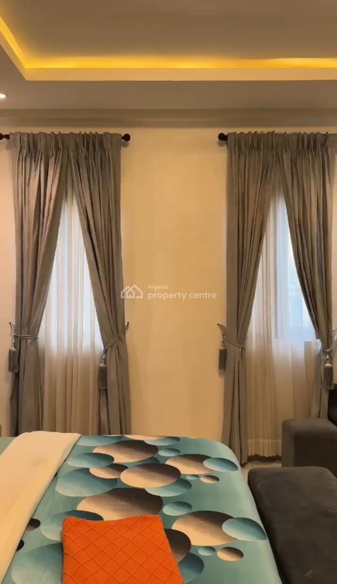 Smart Luxury Two Bedroom Apartment with   Swimming Pool and  Ps5, Lekki Phase 1, Lekki, Lagos, Flat / Apartment Short Let