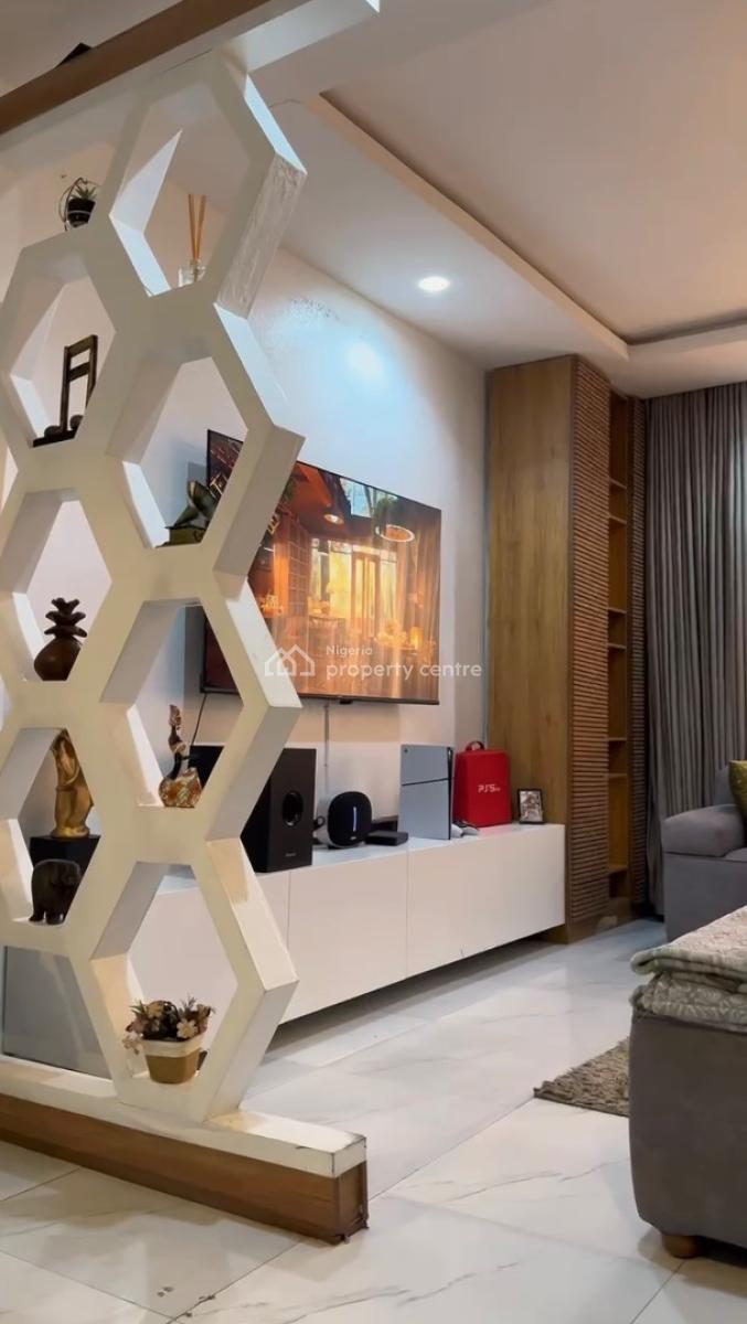 Spacious 2 Bedroom Apartments with Ps5 and Washing Machine, Lekki Phase 1, Lekki, Lagos, Flat / Apartment Short Let