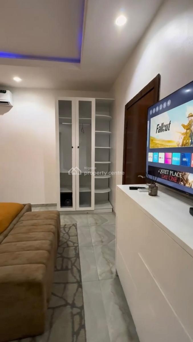 Spacious 2 Bedroom Apartments with Ps5 and Washing Machine, Lekki Phase 1, Lekki, Lagos, Flat / Apartment Short Let