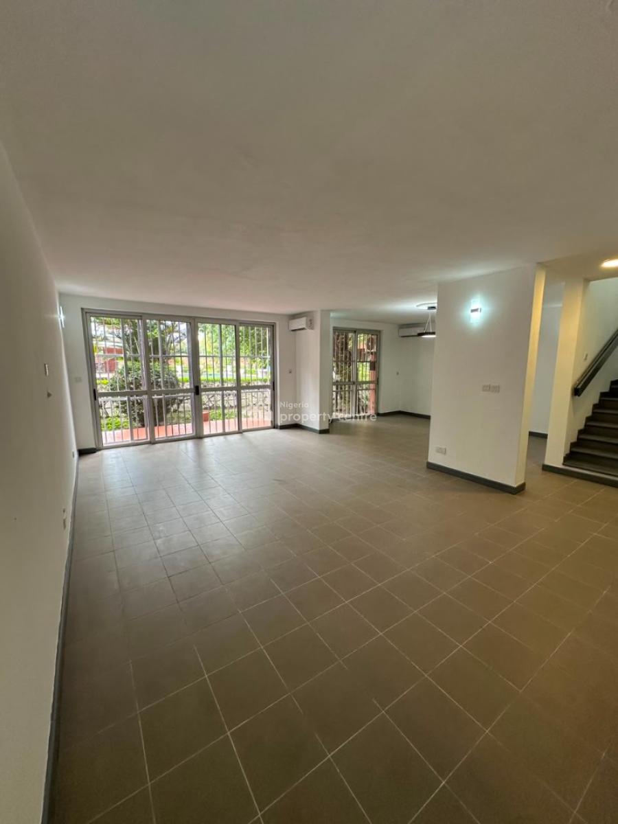 Well-maintained 3-bedroom Terrace Apartment with Bq, Ikoyi, Lagos, Flat / Apartment for Rent