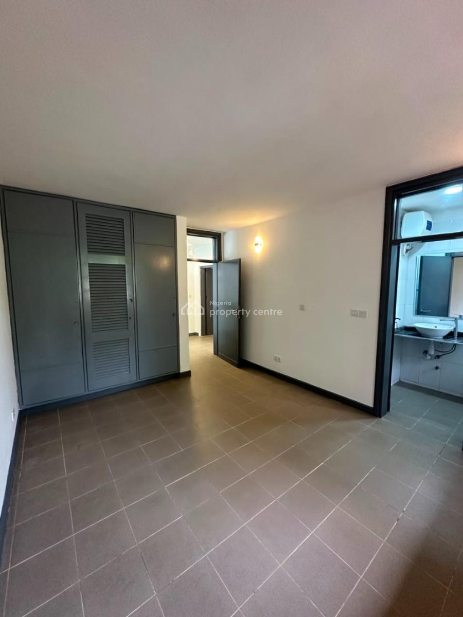 Well-maintained 3-bedroom Terrace Apartment with Bq, Ikoyi, Lagos, Flat / Apartment for Rent