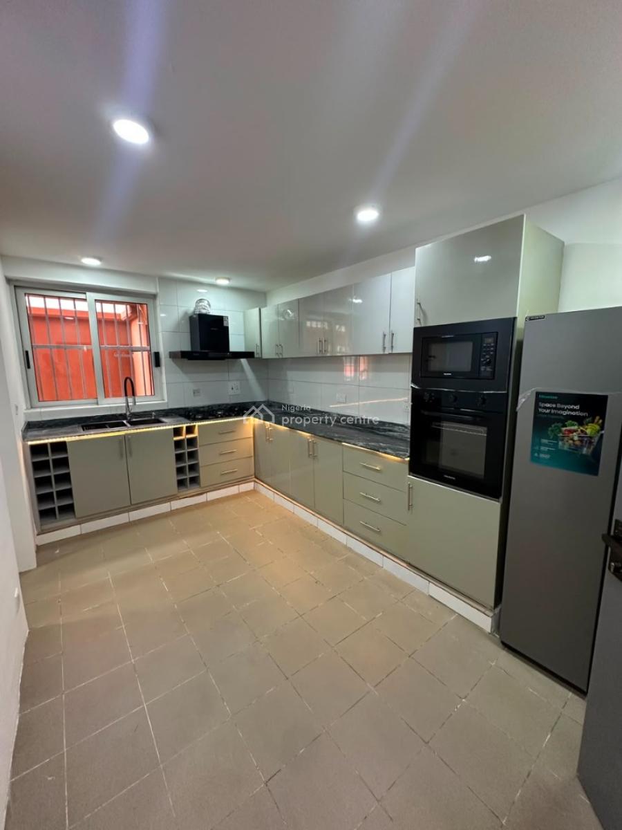 Well-maintained 3-bedroom Terrace Apartment with Bq, Ikoyi, Lagos, Flat / Apartment for Rent