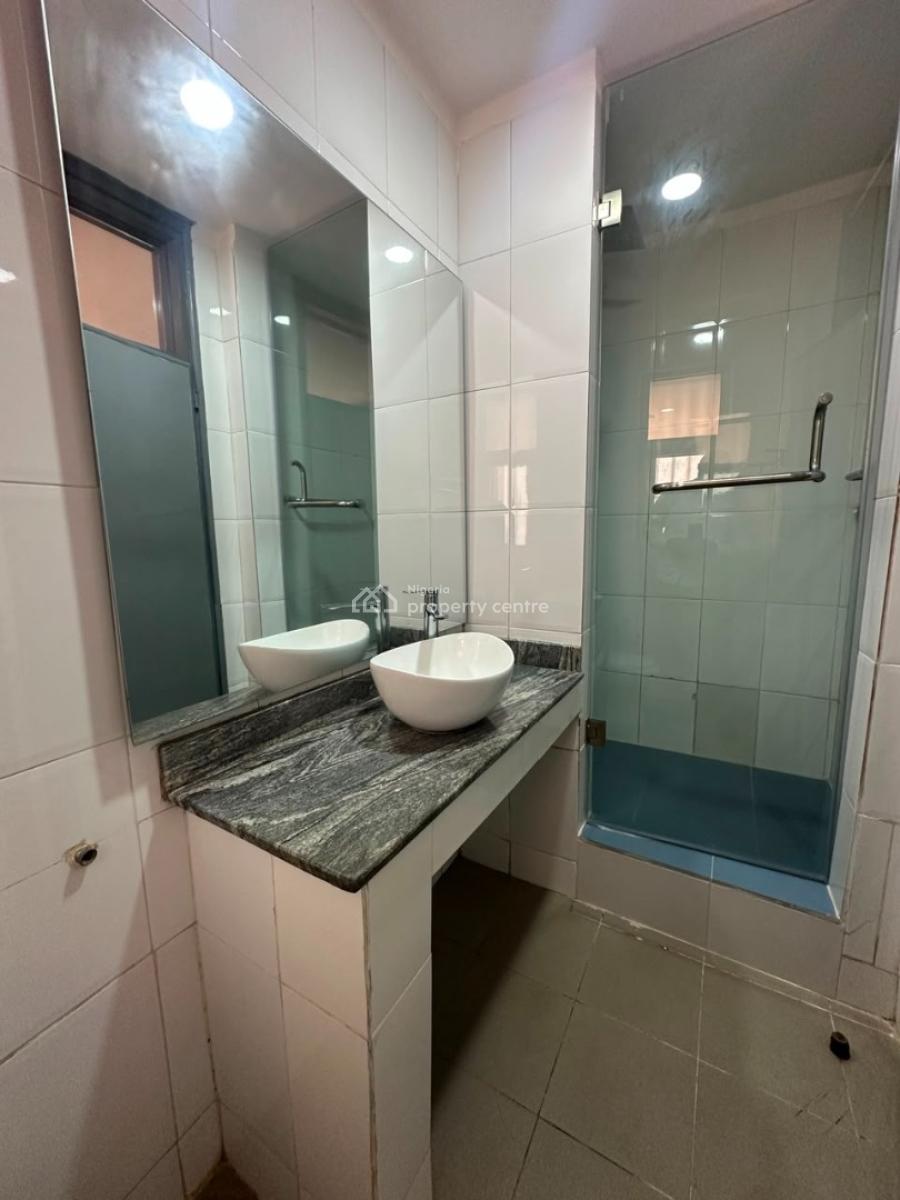 Well-maintained 3-bedroom Terrace Apartment with Bq, Ikoyi, Lagos, Flat / Apartment for Rent
