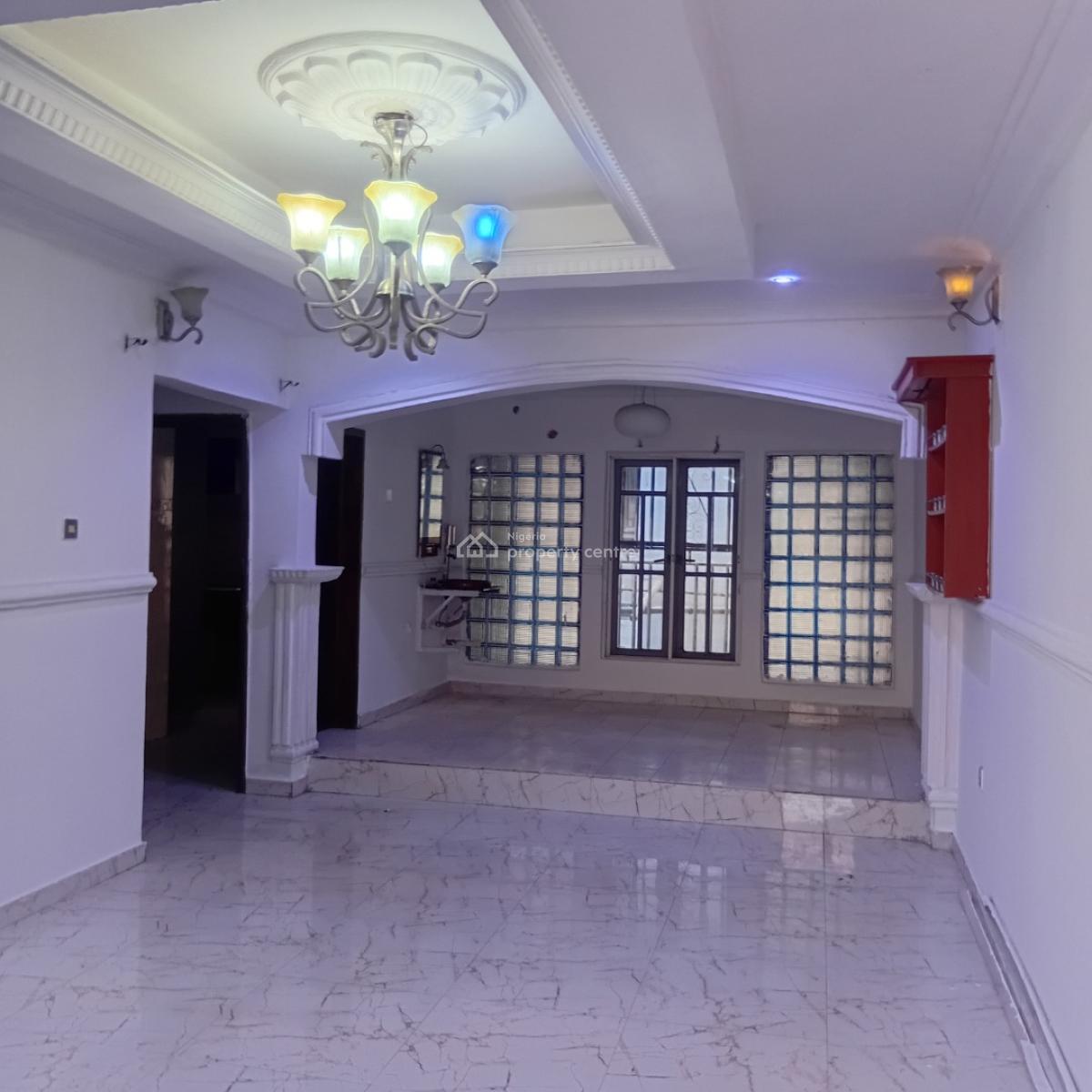 Luxurious Spacious 4bedroom Flat Upstairs, Unity Estate, Off Cooperative Villa Estate, Badore, Ajah, Lagos, Flat / Apartment for Rent