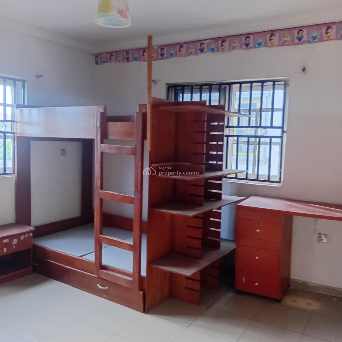 Luxurious Spacious 4bedroom Flat Upstairs, Unity Estate, Off Cooperative Villa Estate, Badore, Ajah, Lagos, Flat / Apartment for Rent
