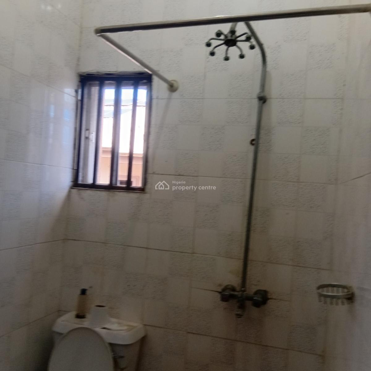 Luxurious Spacious 4bedroom Flat Upstairs, Unity Estate, Off Cooperative Villa Estate, Badore, Ajah, Lagos, Flat / Apartment for Rent