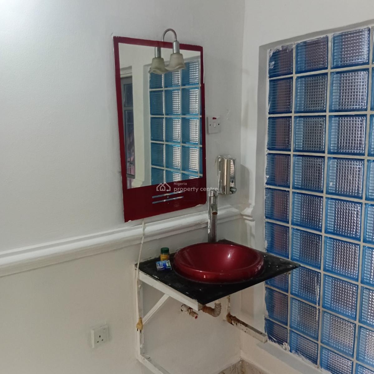 Luxurious Spacious 4bedroom Flat Upstairs, Unity Estate, Off Cooperative Villa Estate, Badore, Ajah, Lagos, Flat / Apartment for Rent