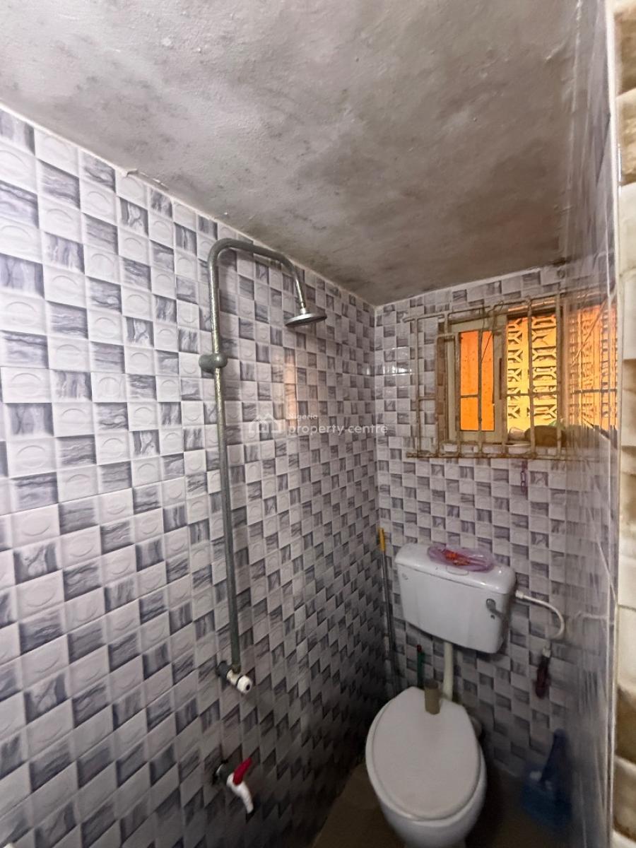 Lovely Roomself Contain Off Bode Thomas, Surulere, Bode Thomas, Surulere, Lagos, Flat / Apartment for Rent