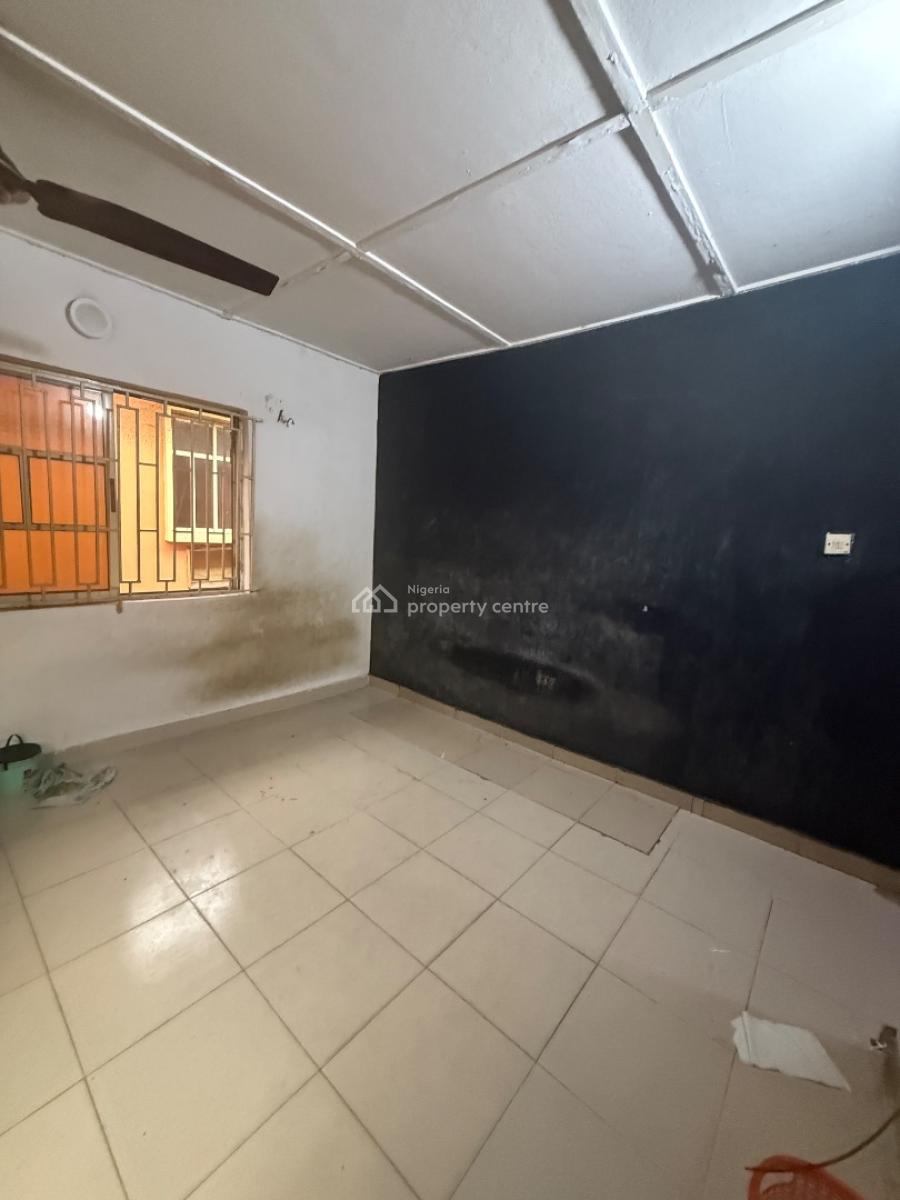Lovely Roomself Contain Off Bode Thomas, Surulere, Bode Thomas, Surulere, Lagos, Flat / Apartment for Rent