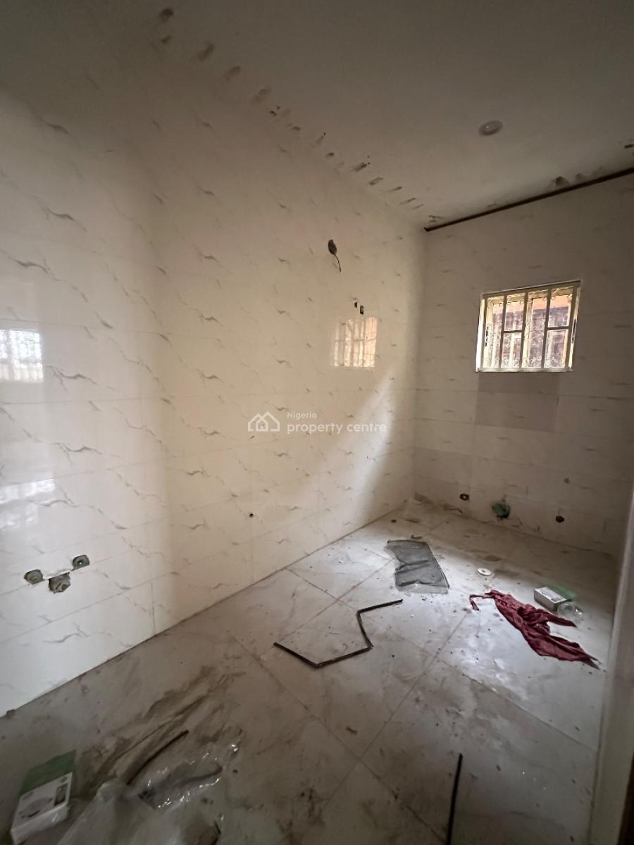 Well Built and Spacious 3bedroom Apartment, Estate, Off College Road., Ogba, Ikeja, Lagos, Flat / Apartment for Sale