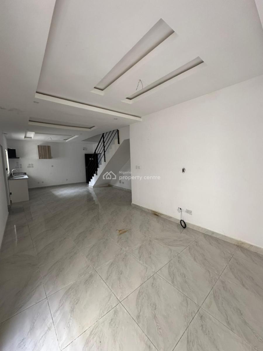 Standard 2bedroom Maisonette, Ikate, Lekki, Lagos, Flat / Apartment for Rent