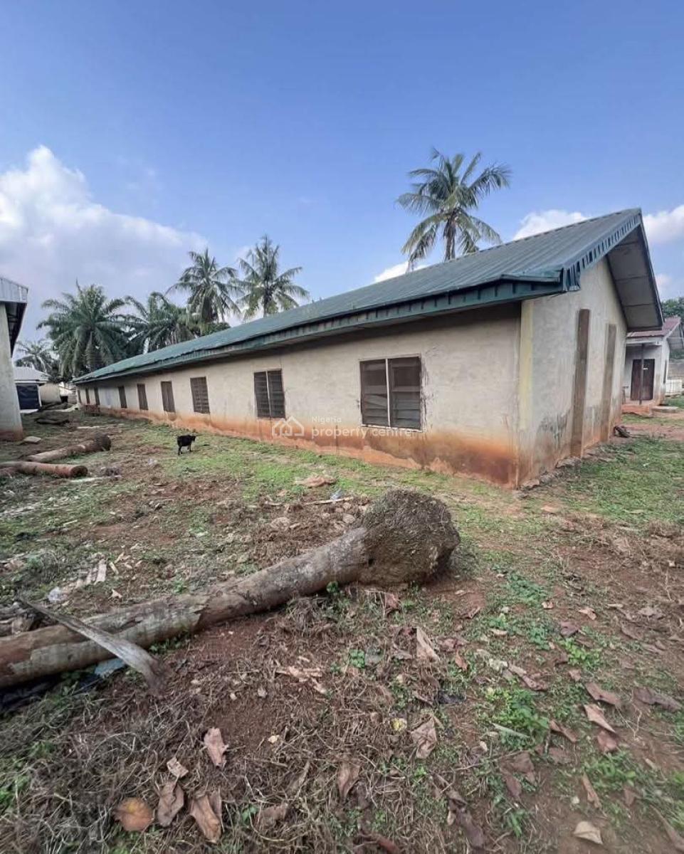 Land Size: 6 Acres  Title: C of Otenement Apartments, Warehouses, Bung, Old-ife Road, Ibadan - Oyo State. Close Proximity to Airport Junction/, Ibadan, Oyo, Mixed-use Land for Sale