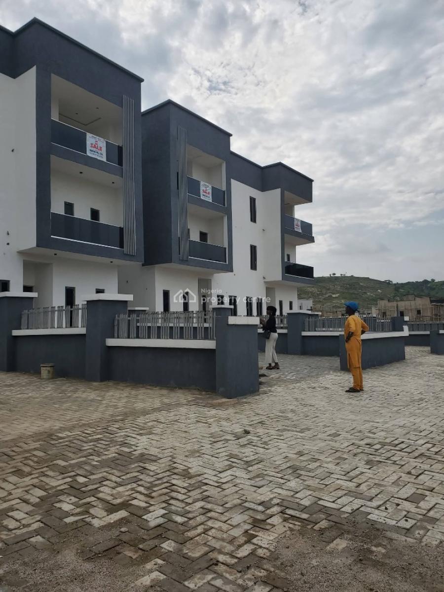 Spacious 5 Bedroom with Compound Space, Secured and Serene Area, Katampe Extension, Katampe, Abuja, Terraced Duplex for Rent