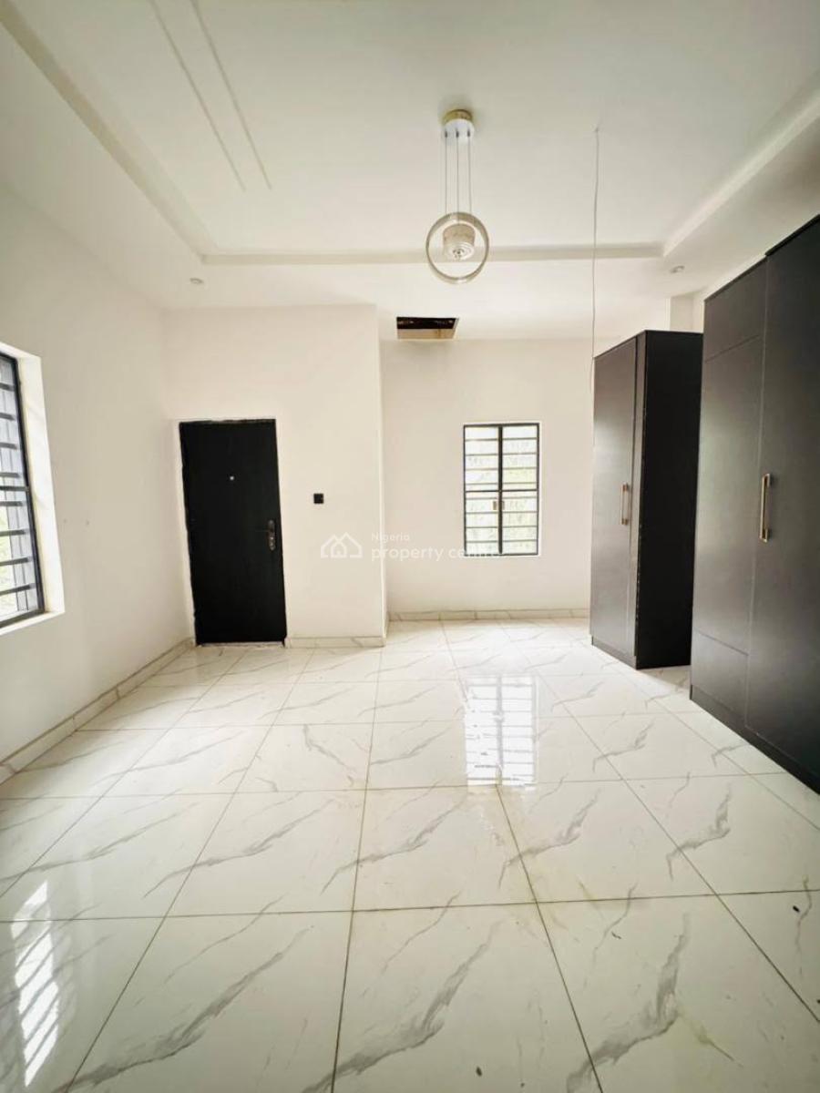 Spaciously Built 4 Bedroom Semi Detached Duplex, Yaba, Lagos, Semi-detached Duplex for Sale