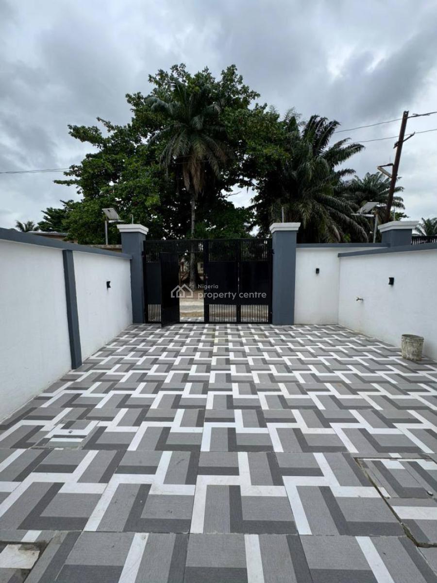 Spaciously Built 4 Bedroom Semi Detached Duplex, Yaba, Lagos, Semi-detached Duplex for Sale