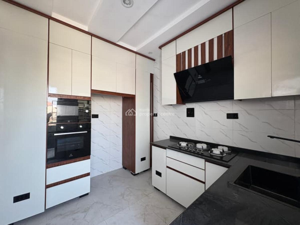 Well Finished 2 Bedroom Apartment, Igbo Efon, Lekki, Lagos, Flat / Apartment for Sale