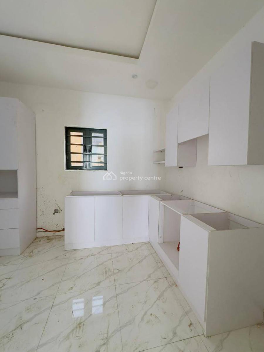 Newly Built 3 Bedroom Apartment with Bq, Gbagada, Lagos, Flat / Apartment for Sale