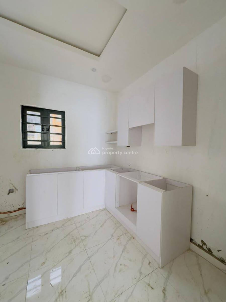 Newly Built 3 Bedroom Apartment with Bq, Gbagada, Lagos, Flat / Apartment for Sale