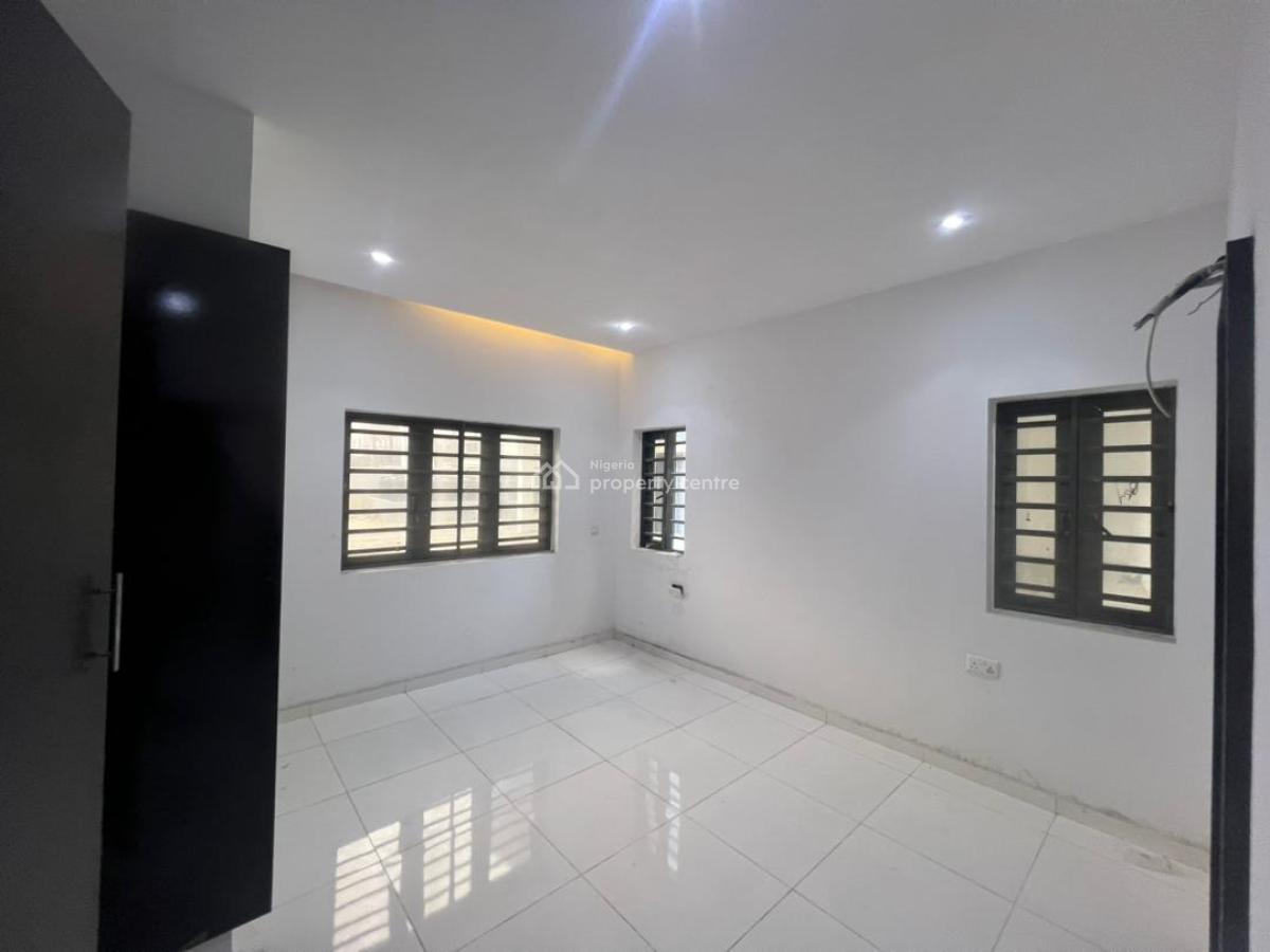 2 Bedrooms Apartments and Bq, Ologolo, Lekki, Lagos, Flat / Apartment for Sale