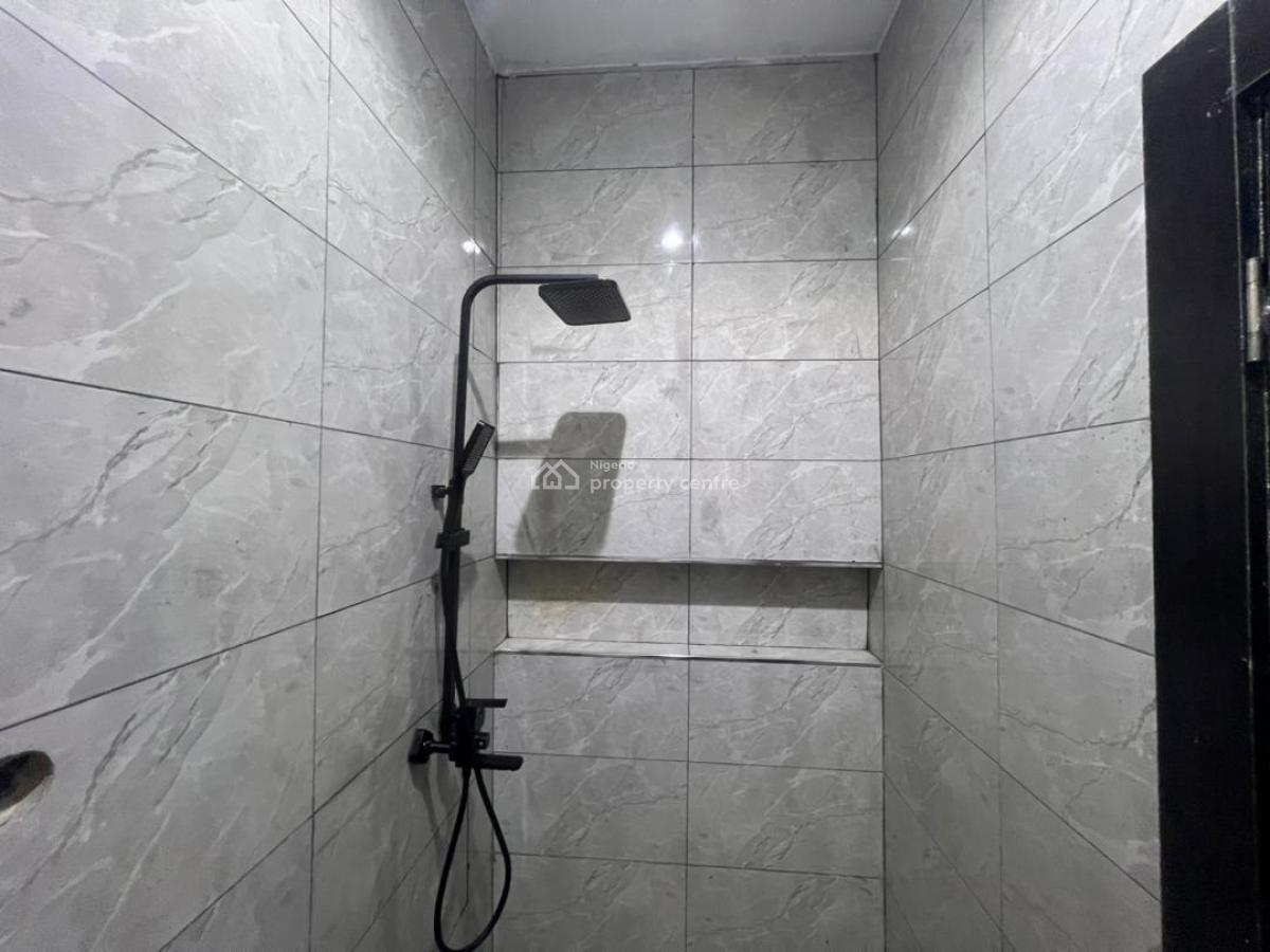 2 Bedrooms Apartments and Bq, Ologolo, Lekki, Lagos, Flat / Apartment for Sale