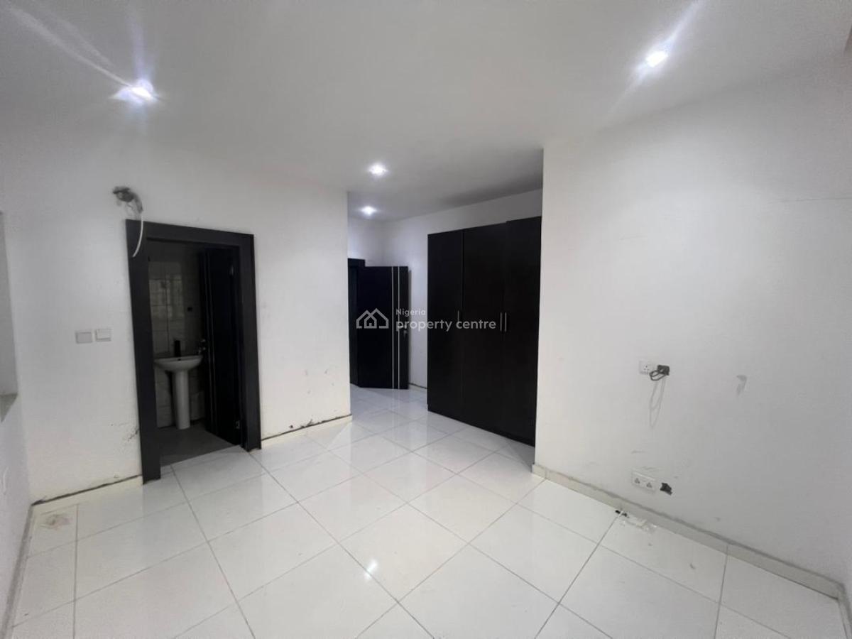 2 Bedrooms Apartments and Bq, Ologolo, Lekki, Lagos, Flat / Apartment for Sale