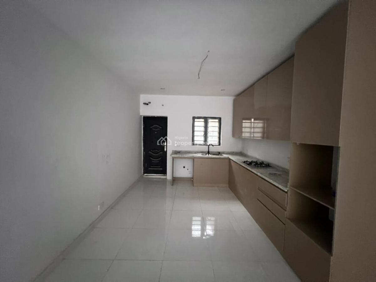 2 Bedrooms Apartments and Bq, Ologolo, Lekki, Lagos, Flat / Apartment for Sale
