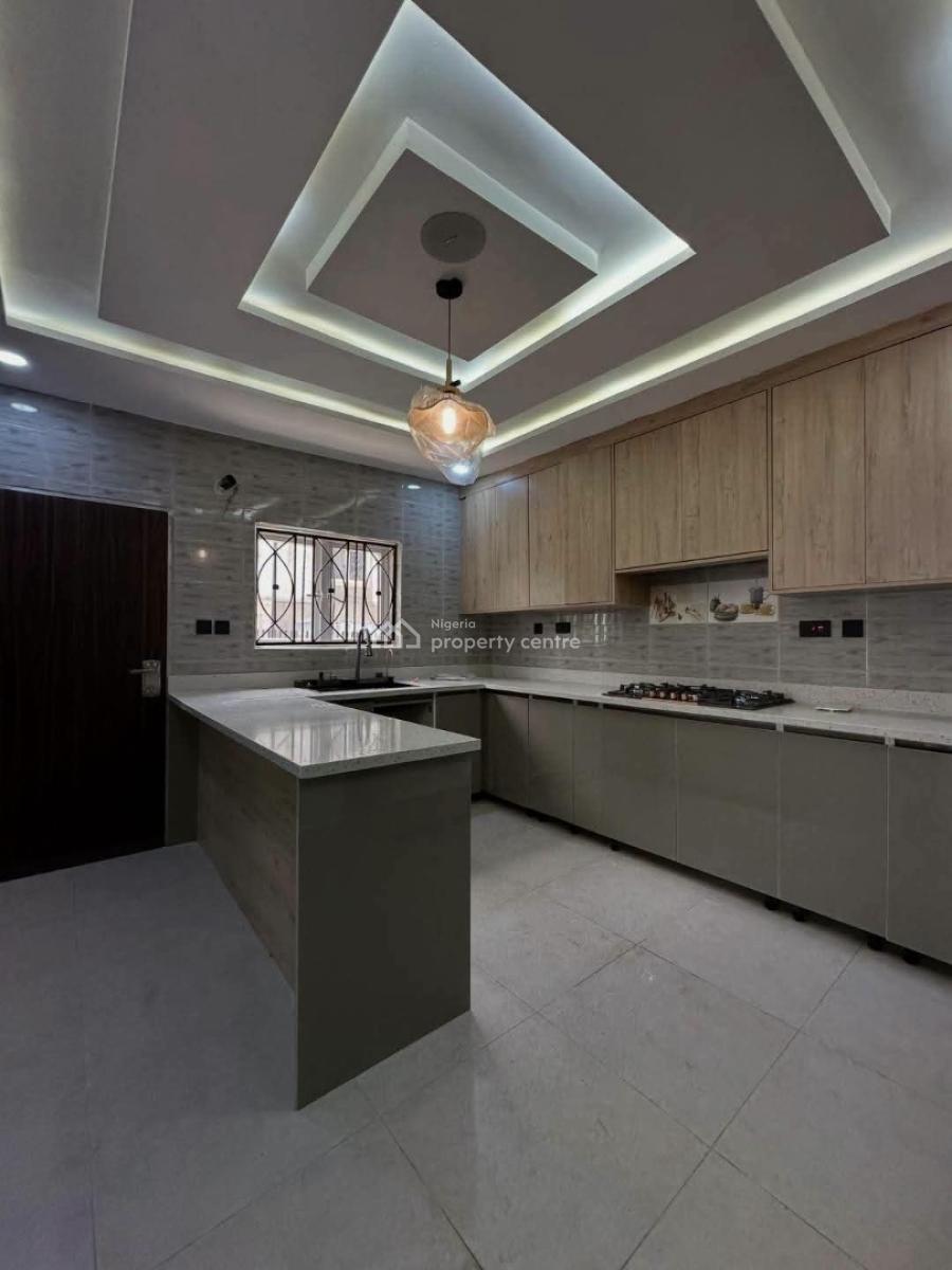 Spacious 6 Bedroom Fully Detached Contemporary Duplex with Bq., Apo, Abuja, Detached Duplex for Sale