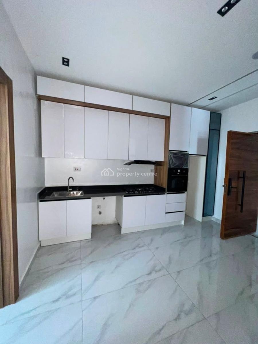 Grand Newly Built 2 Bedroom Apartment Plus Pool, Gym & Elevator, Victoria Island (vi), Lagos, Flat / Apartment for Sale