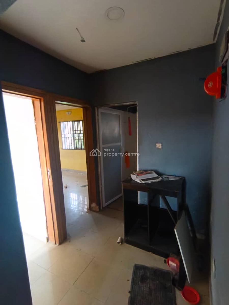 Clean and Very Sharp 1 Bedroom Close to Express, Sangotedo, Ajah, Lagos, Mini Flat (room and Parlour) for Rent