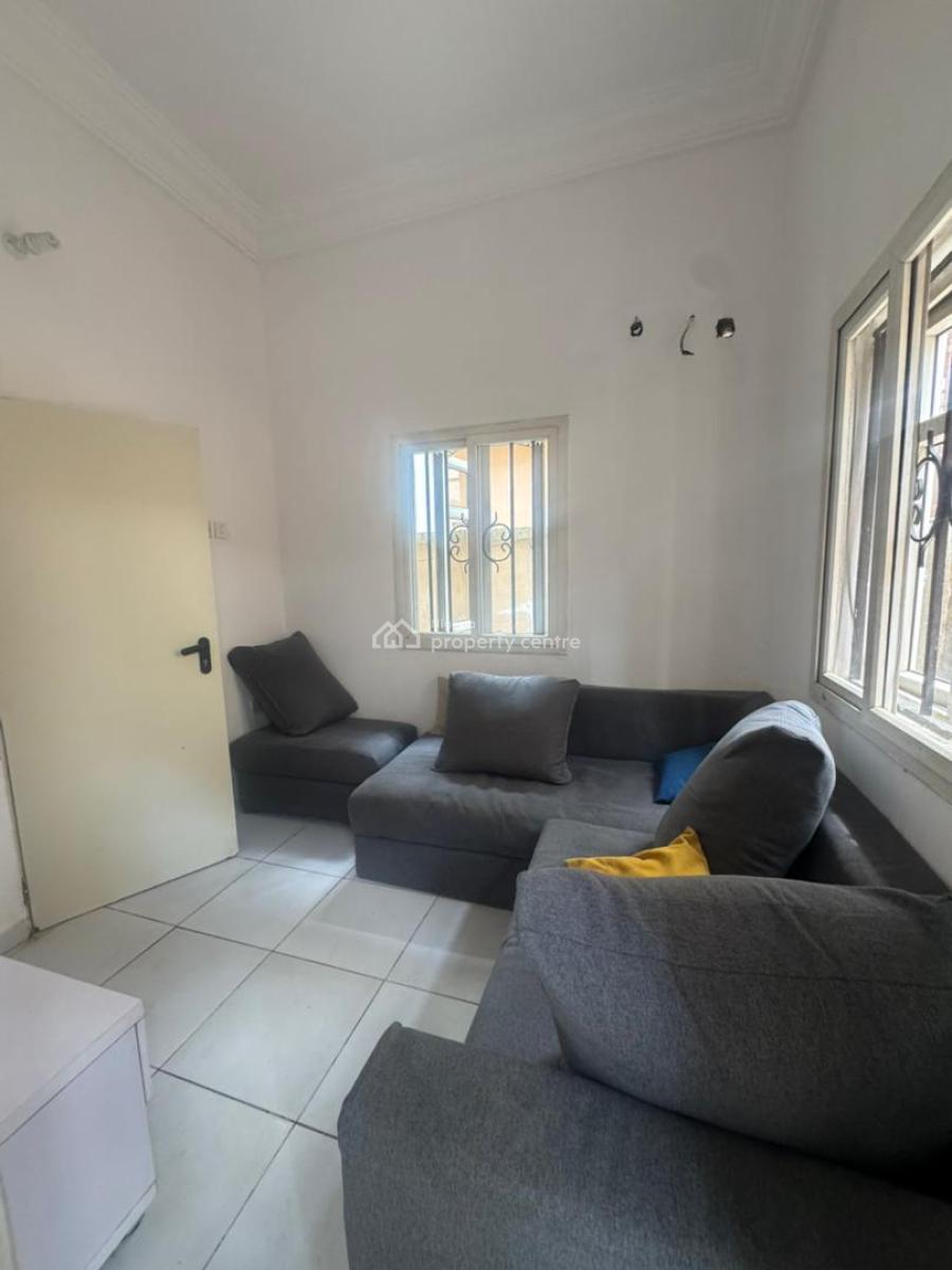 Well Maintained, Tastefully Finished, Spacious One Bedroom, Lekki Phase 1, Lekki, Lagos, House for Rent