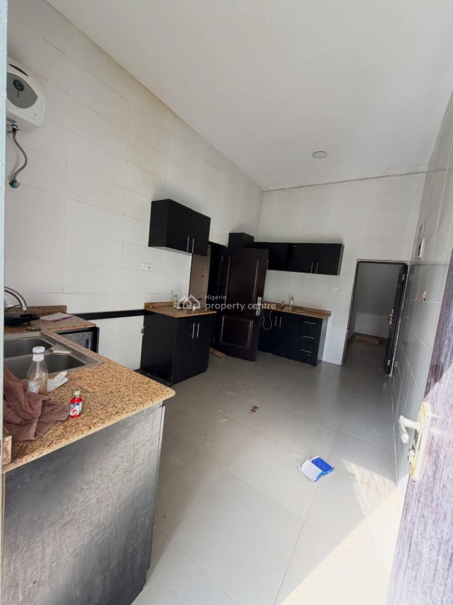4 Bedroom Terrace Duplex, Guzape District, Abuja, Terraced Duplex for Rent
