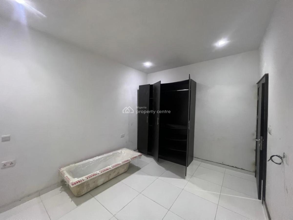 2 Bedroom Apartment, Ologolo, Lekki, Lagos, Flat / Apartment for Sale