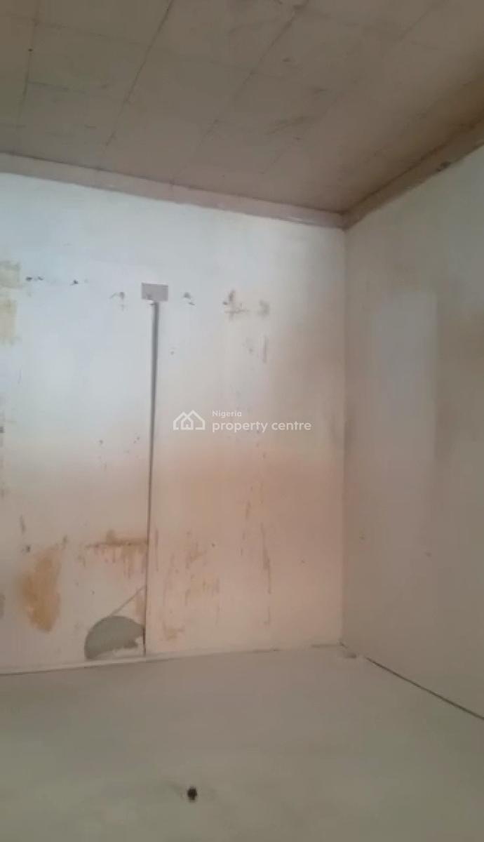 Decent 3 Bedroom Apartment, Off Awolowo Way, Ikeja, Lagos, Flat / Apartment for Rent
