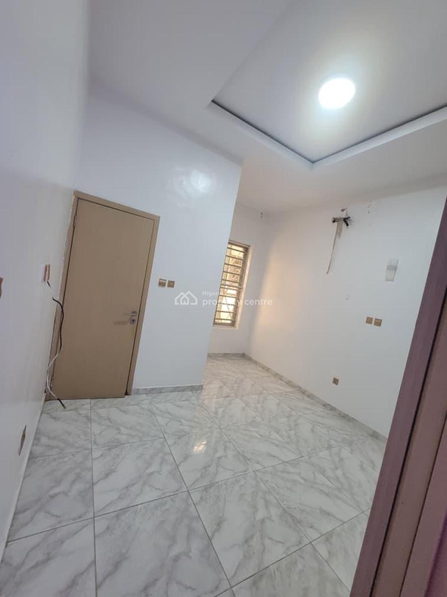 Luxury 4 Bedroom Semi Detached Duplex Chevron  Drive, Chevron Lekki Lagos, Lekki, Lagos, Semi-detached Duplex for Rent