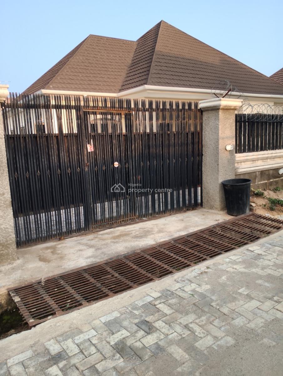 3 Bedroom Fully Detached Bungalow with 2 Self Contain & Security House, Pyakasa, Lugbe District, Abuja, Detached Bungalow for Rent