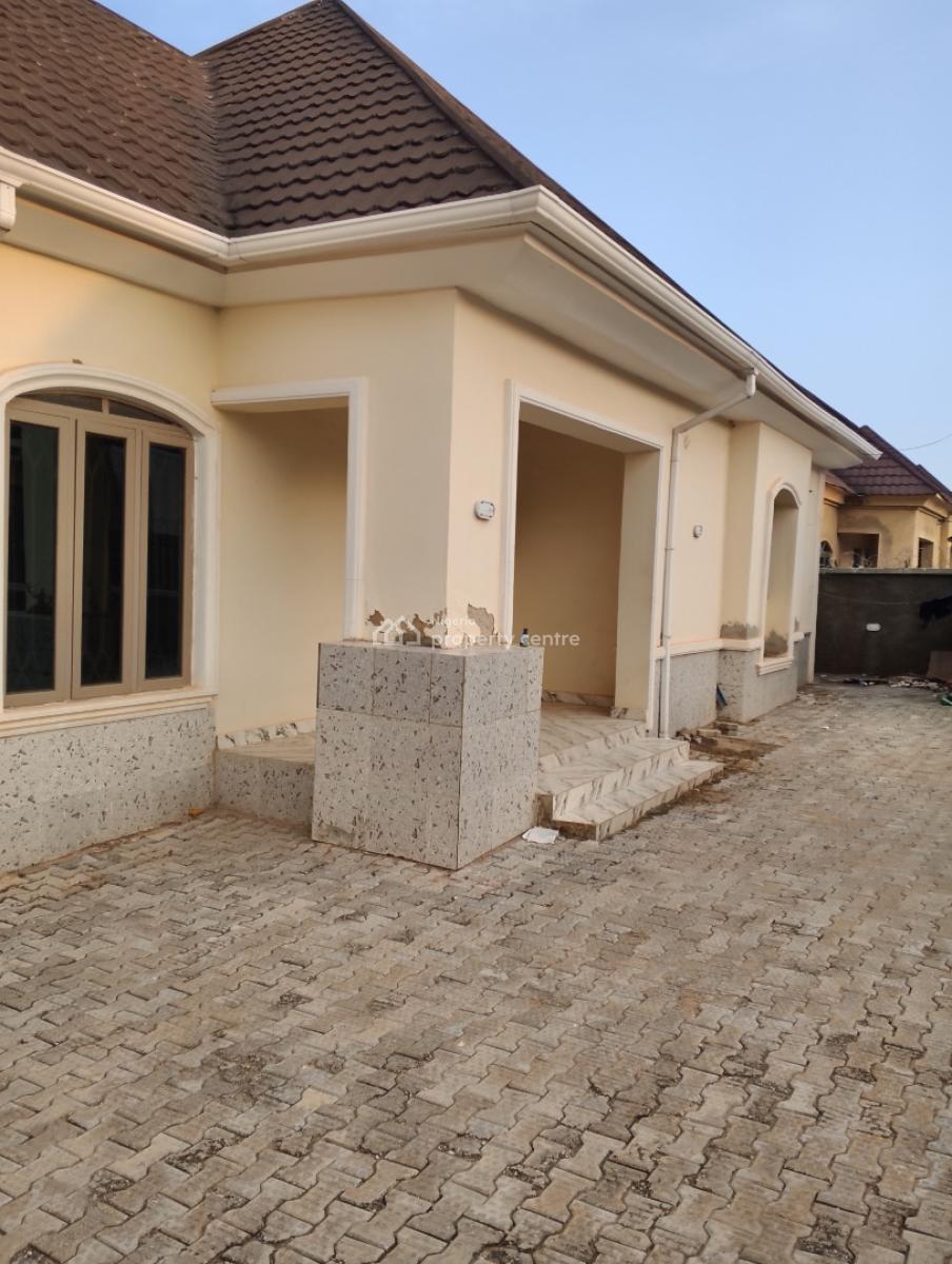 3 Bedroom Fully Detached Bungalow with 2 Self Contain & Security House, Pyakasa, Lugbe District, Abuja, Detached Bungalow for Rent
