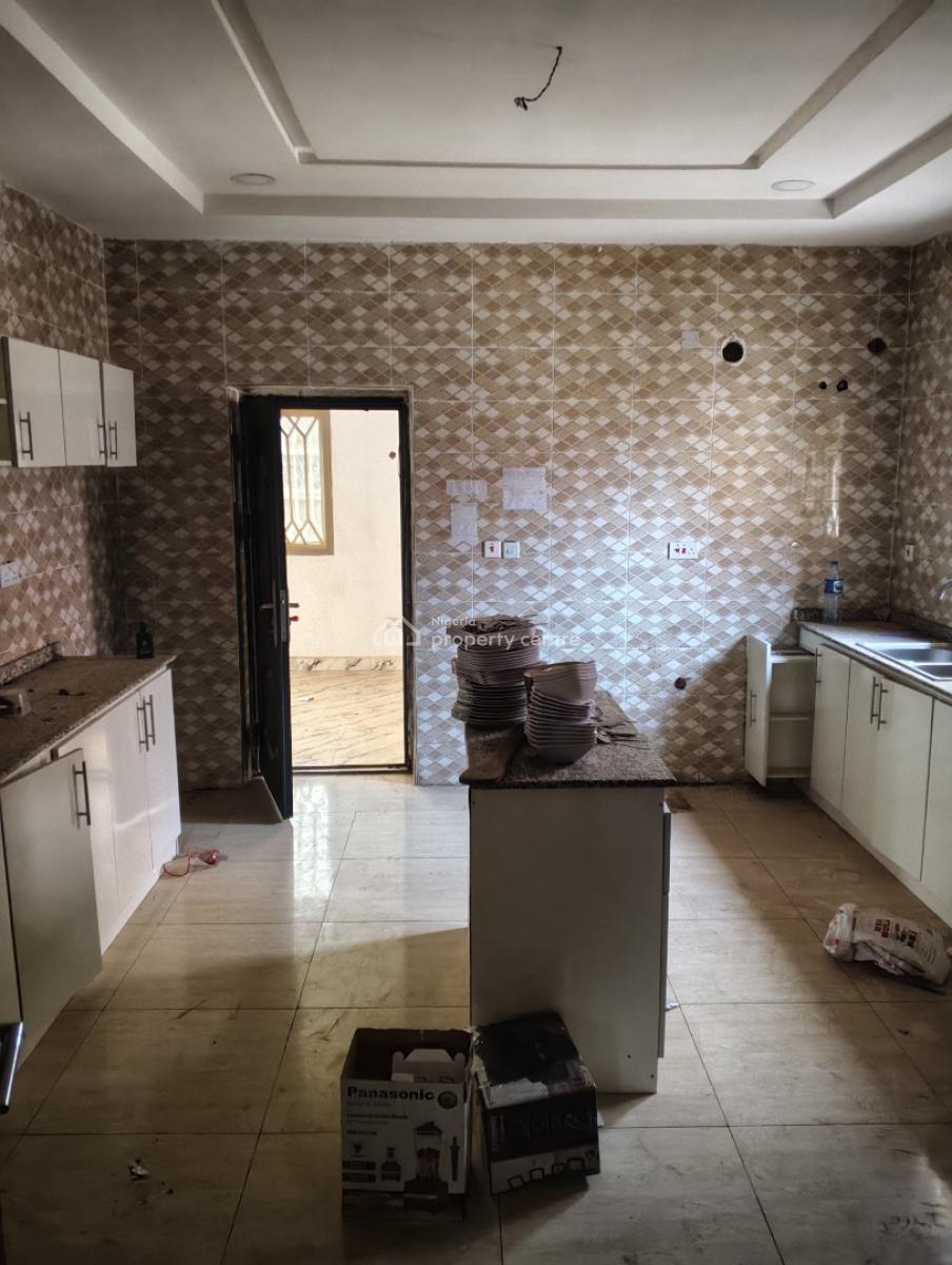 3 Bedroom Fully Detached Bungalow with 2 Self Contain & Security House, Pyakasa, Lugbe District, Abuja, Detached Bungalow for Rent