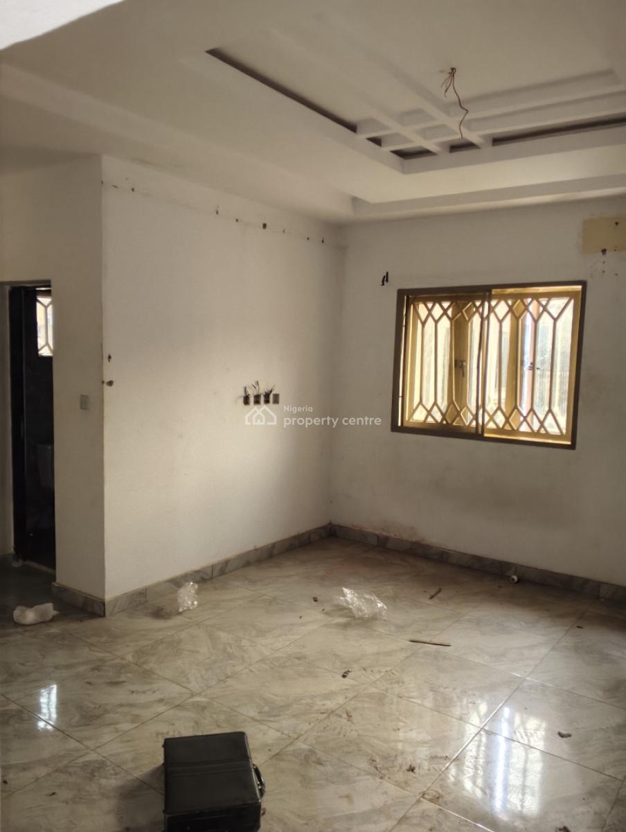 3 Bedroom Fully Detached Bungalow with 2 Self Contain & Security House, Pyakasa, Lugbe District, Abuja, Detached Bungalow for Rent