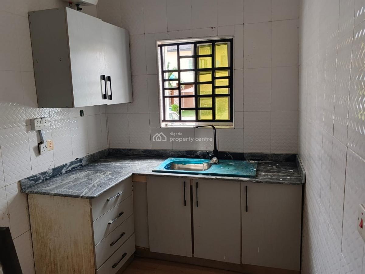 2 Bedroom Apartment, Abraham Adesanya, Ajah, Lagos, Flat / Apartment for Rent