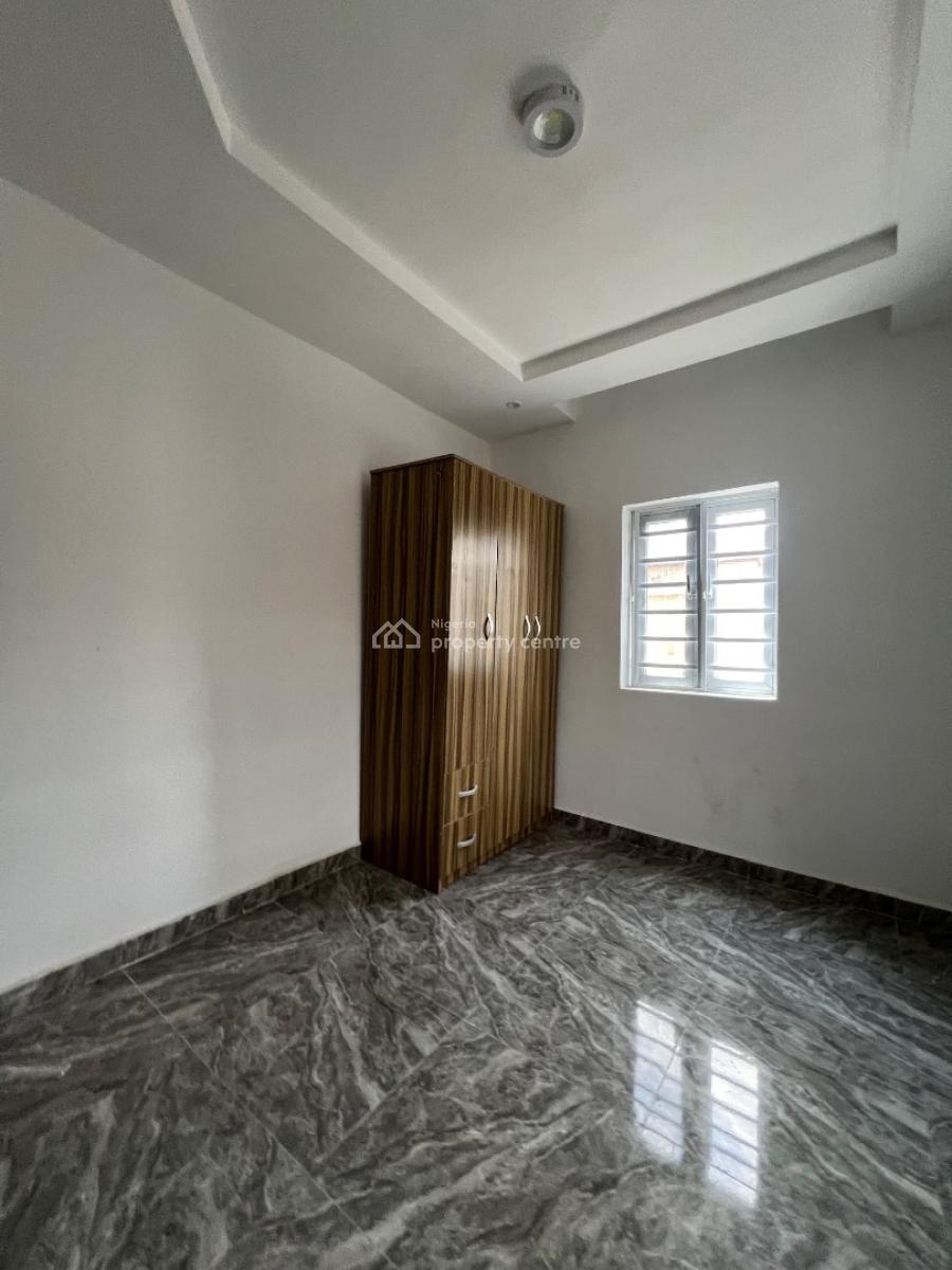 Standard 2 Bedroom Apartment on a Tarred Road, Awoyaya, Ibeju Lekki, Lagos, Flat / Apartment for Rent