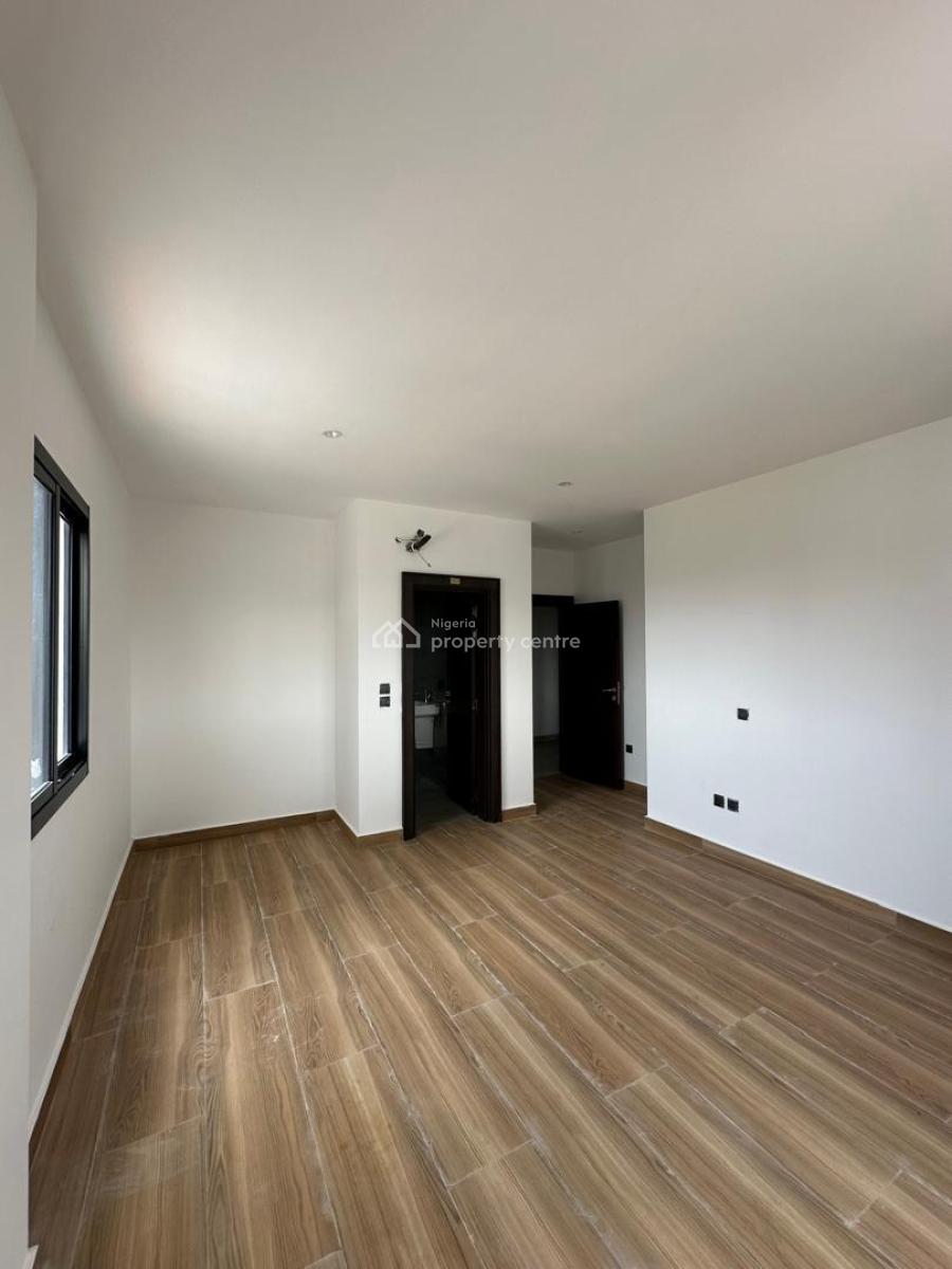 Luxury 4 Bedroom Apartment with Pool & 24/7 Power Supply, Ikoyi, Lagos, Flat / Apartment for Rent